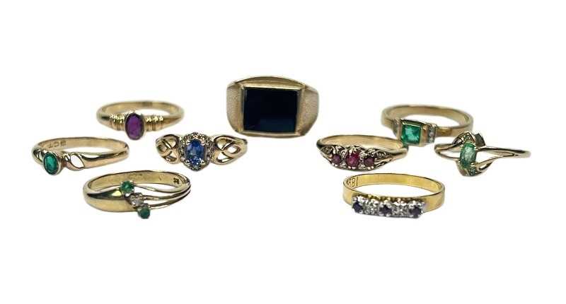 Lot 80 - An Assortment of Gold Jewellery.