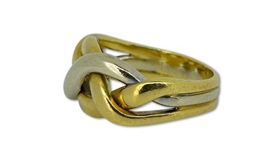 Lot 298 - Perplexing Puzzle Ring.