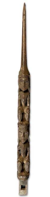 Lot 128 - Dayak Modang, Guardian figure.