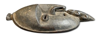 Lot 100 - Papua New Guinea Sepik House Mask.