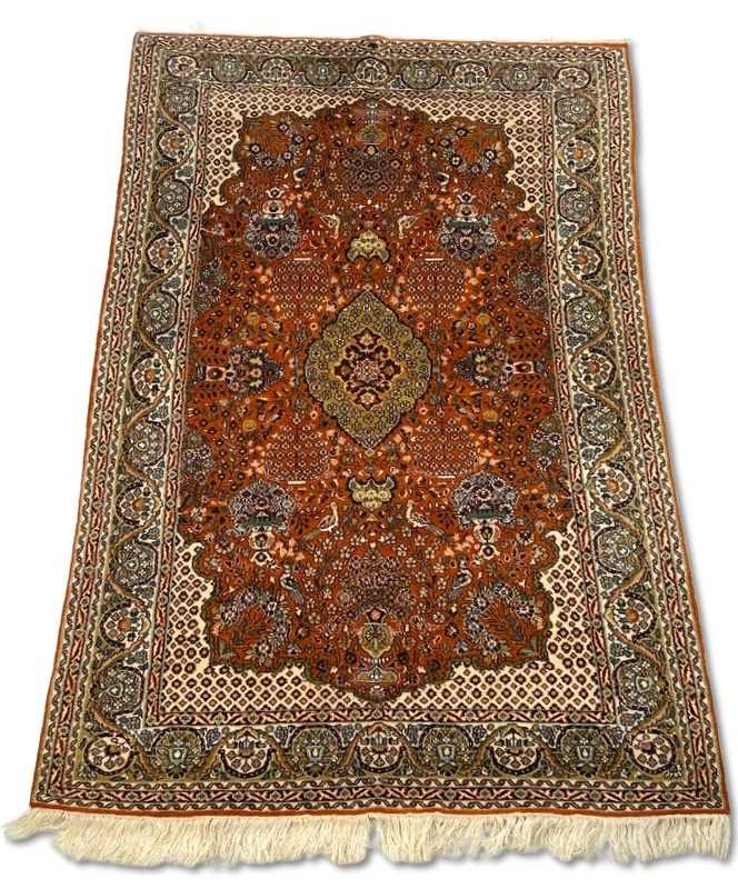 Lot 152 - Persian Kashan Style Floor Rug, 183 x 122 cm.