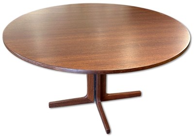Lot 142 - Western Australian Catt Dining Table.