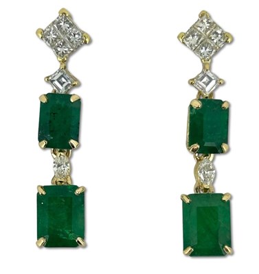 Lot 302 - Dazzling Drop Style Earrings.