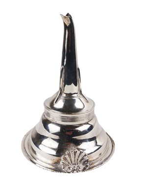 Lot 311 - Wine Pourer \Sieve.