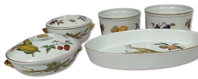Lot 164 - Royal Worcester Porcelain Dinner Wares, 9pcs.