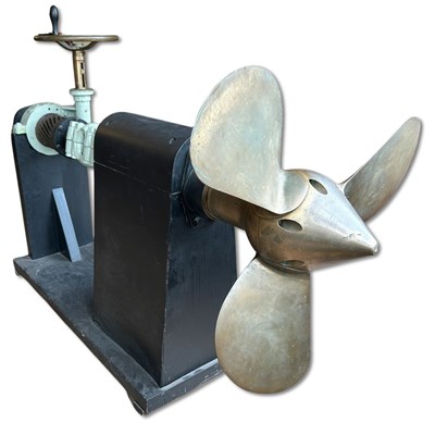 Lot 131 - Propeller Manual Pitch Control, (Swan River Provenance).