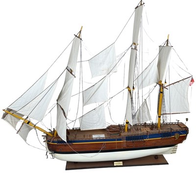 Lot 115 - HMS Endeavour (1764) Model Ship.