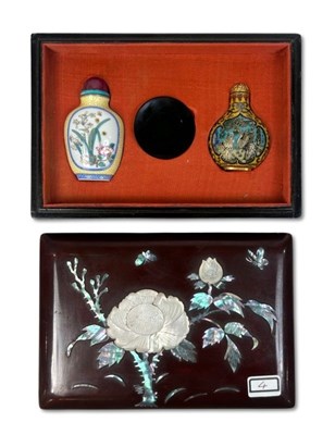 Lot 193 - Two Chinese Snuff Bottles and Green Peking Glass Dish.