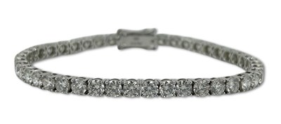 Lot 275 - Tempting Tennis Bracelet.