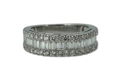 Lot 265 - Diamond Wedding Ring.