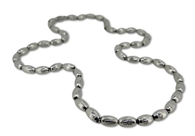 Lot 281 - Luxuriant Platinum 950 Necklace.