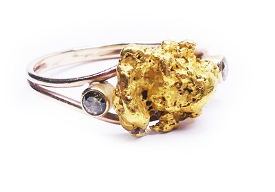Lot 63 - Nugget Ring.